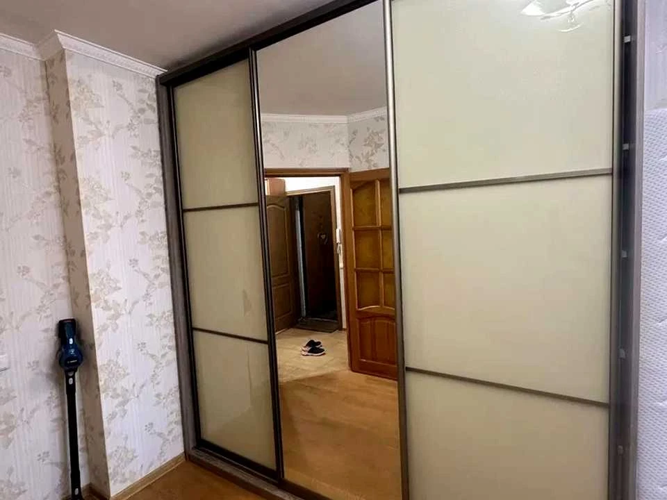 Apartment. Kyiv, Petro Bolbochano Street
