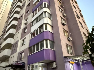 Квартира. Київ, Юлії Здановської вул.