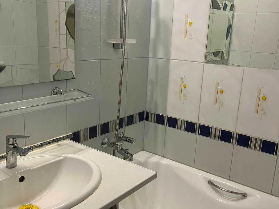 Apartment. Kyiv, Heroes of the Azov Battalion St.