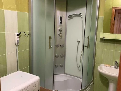 Квартира. Київ, Моторний пров.