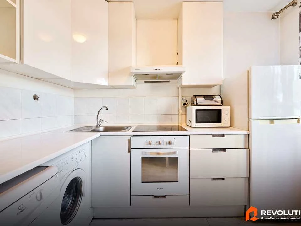 Apartment. Vasyl Lipkivskyi Street, Kyiv