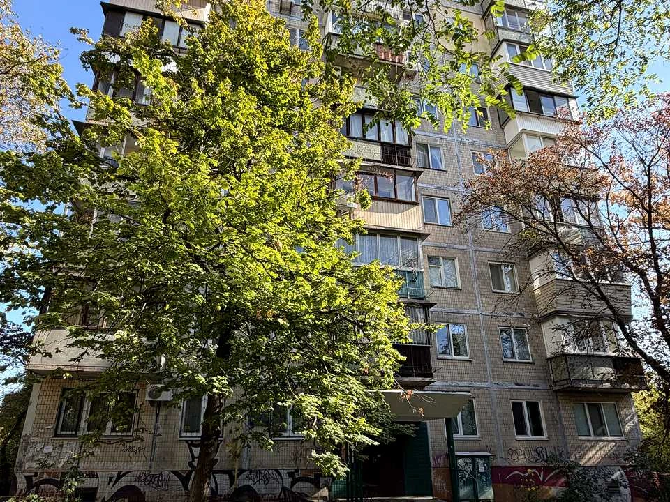 Apartment. Vasyl Lipkivskyi Street, Kyiv