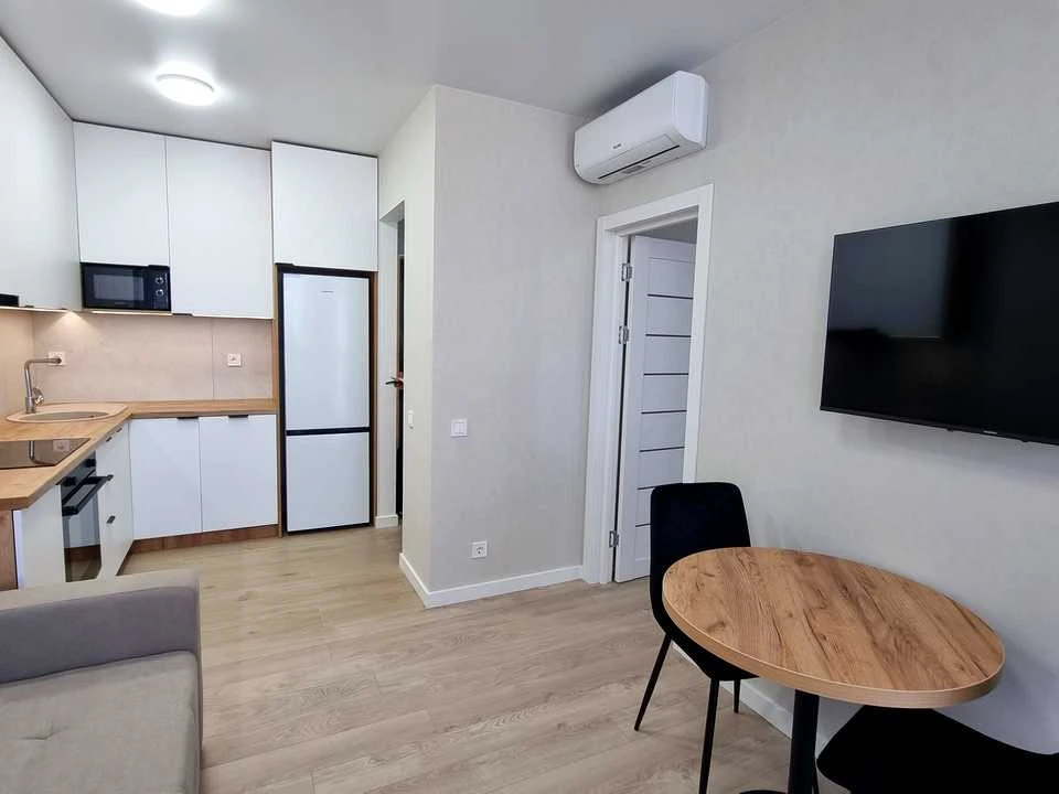 Apartment. Kyiv, Virmens'ka St.