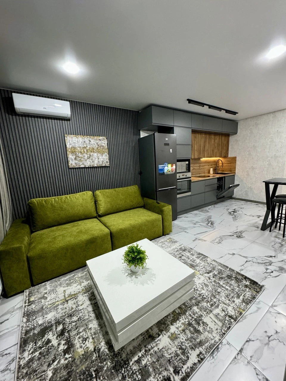 Аренда 1-комнатной квартиры 55 м², Причальная ул., 12