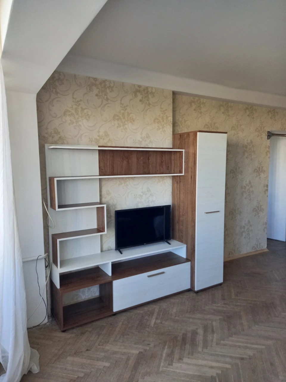 Аренда 3-комнатной квартиры 65 м², Политехническая ул., 3