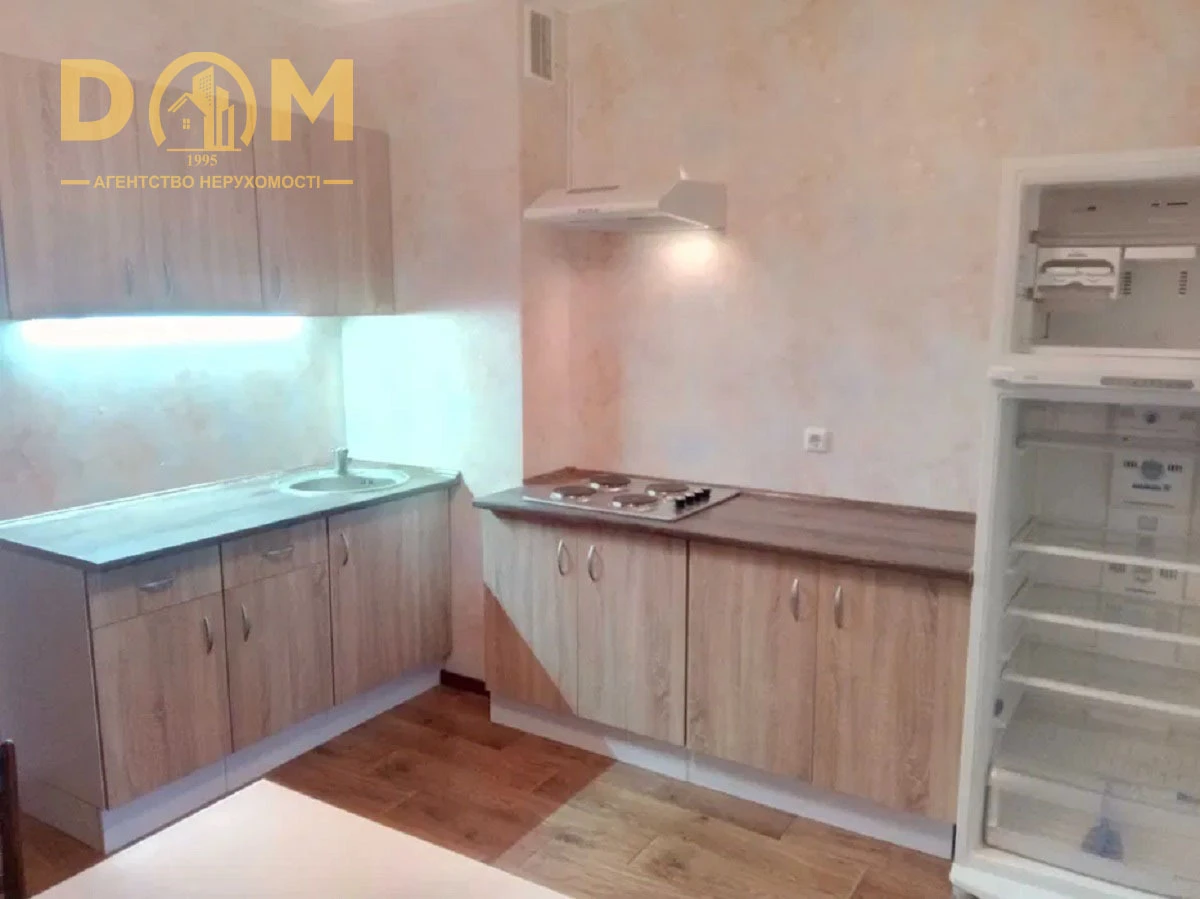 Продажа 3-комнатной квартиры 96 м², Сергея Данченко ул., 1