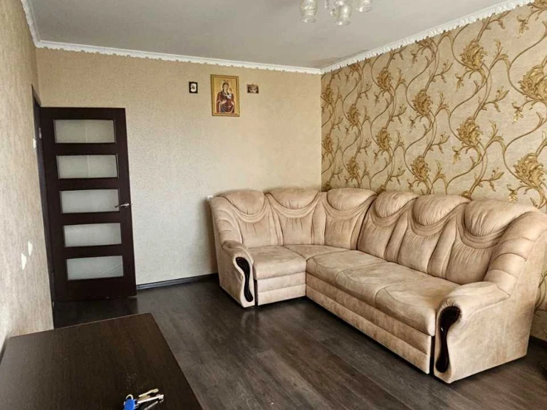Квартира. Київ, Ялтинська вул.