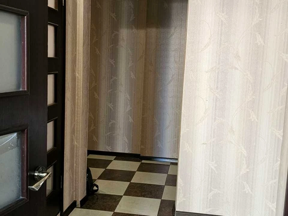 Квартира. Київ, Ялтинська вул.