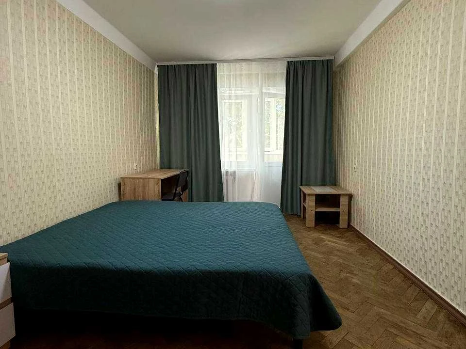 Квартира. Київ, Задорожний пров.
