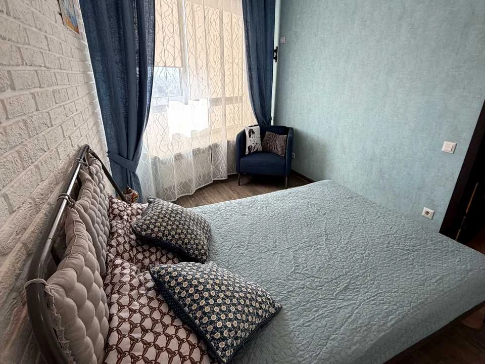Apartment. Kyiv, Mykoly Bazhana Prospect