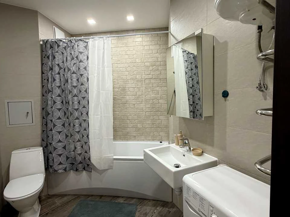 Apartment. Kyiv, Mykoly Bazhana Prospect