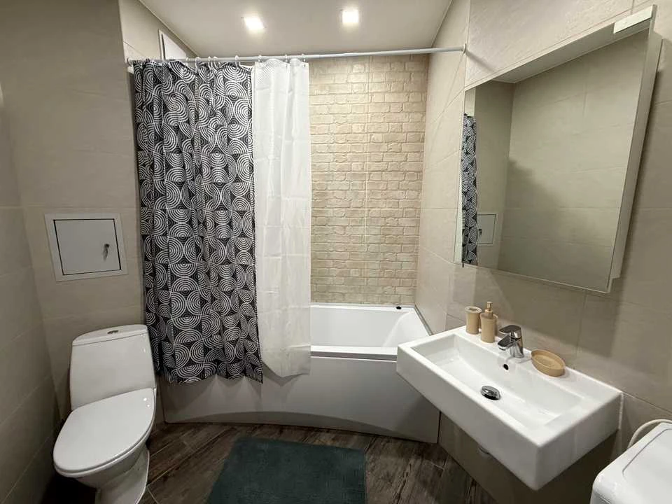 Apartment. Kyiv, Mykoly Bazhana Prospect