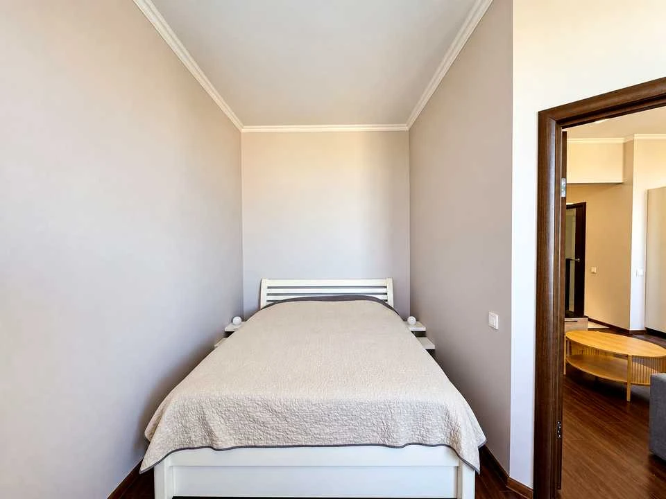 Apartment. Kyiv, Mykhola Mykhnovs'kyi boulevard.