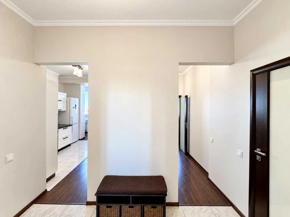 Apartment. Kyiv, Mykhola Mykhnovs'kyi boulevard.