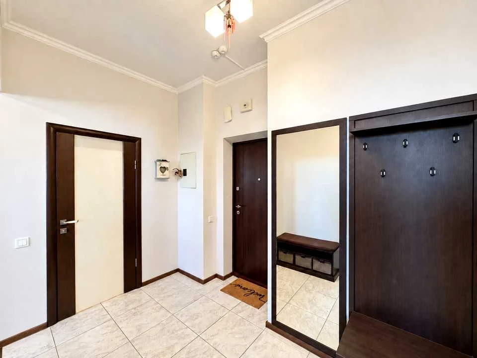 Apartment. Kyiv, Mykhola Mykhnovs'kyi boulevard.