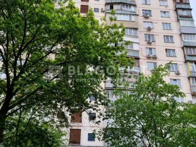Квартира. Київ, Героїв Дніпра вул.