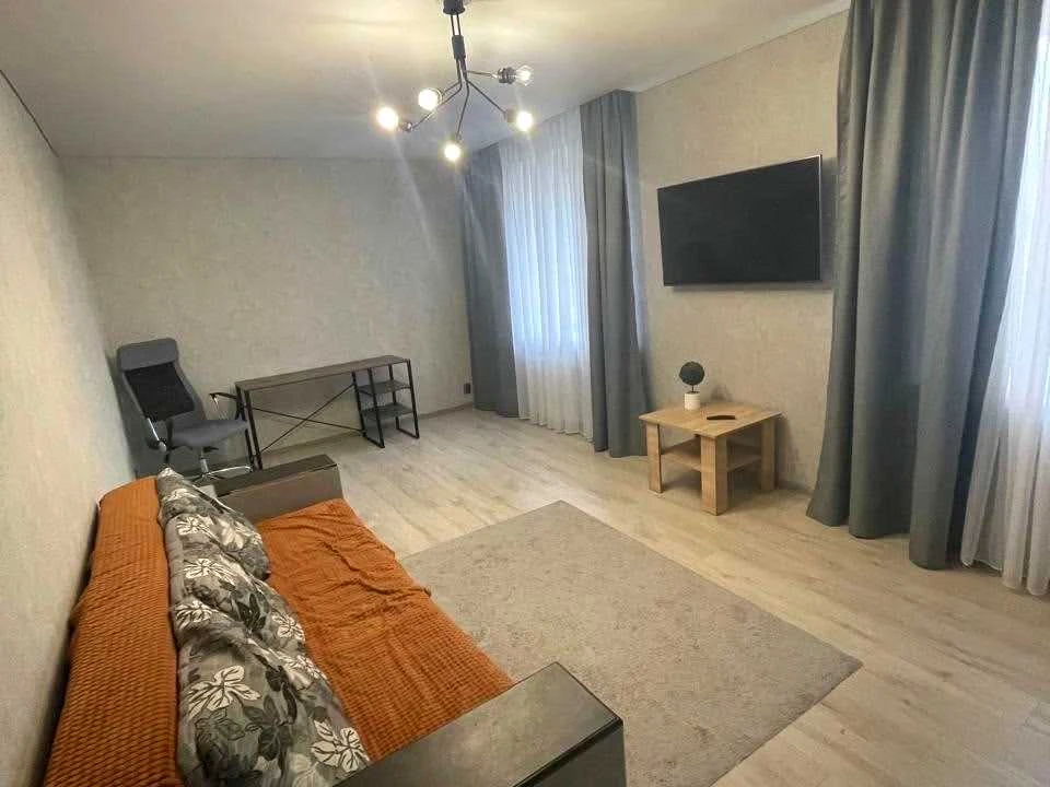 Квартира. Київ, вулиця Сім'ї Стешенків