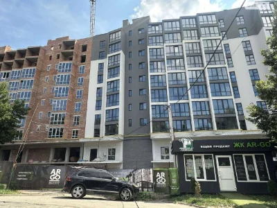 Продаж Квартира Озерна