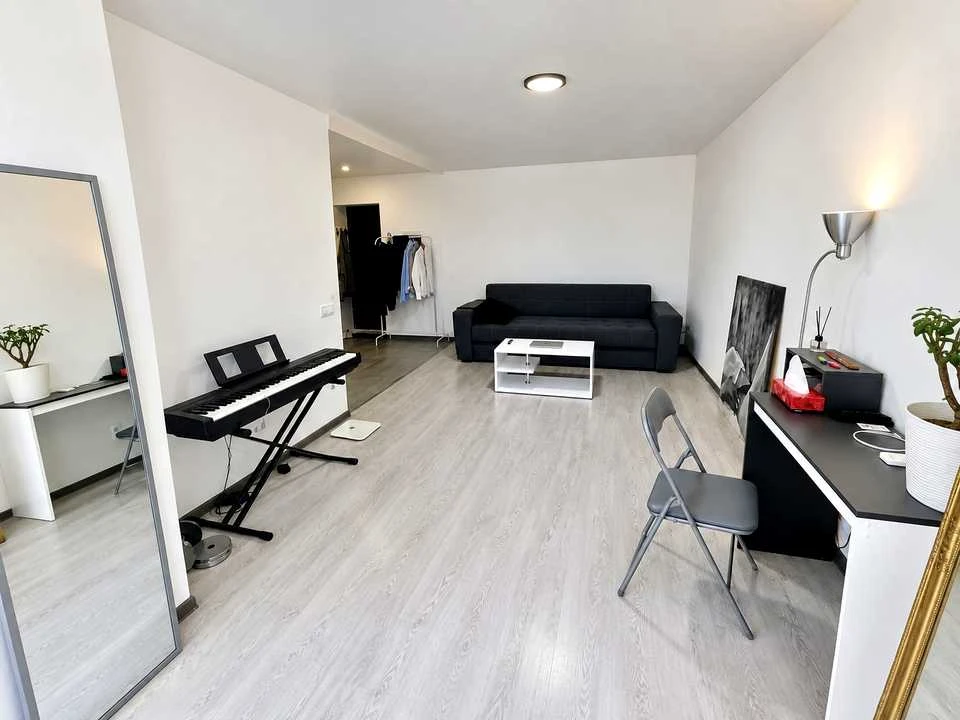 Apartment. Kyiv, Plato Nahumbroho St.