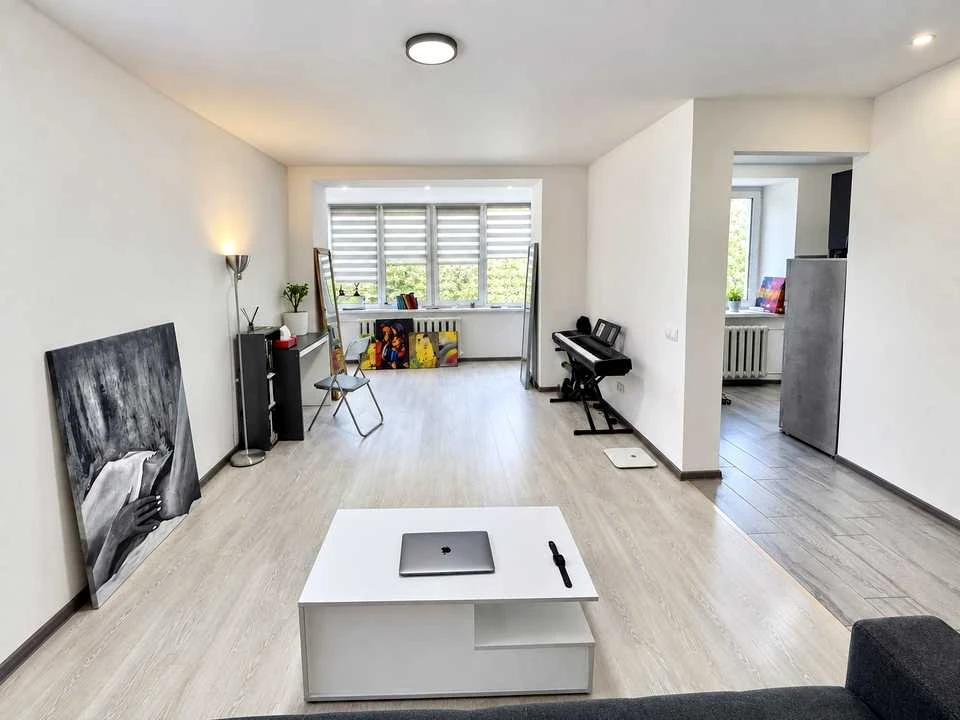 Apartment. Kyiv, Plato Nahumbroho St.