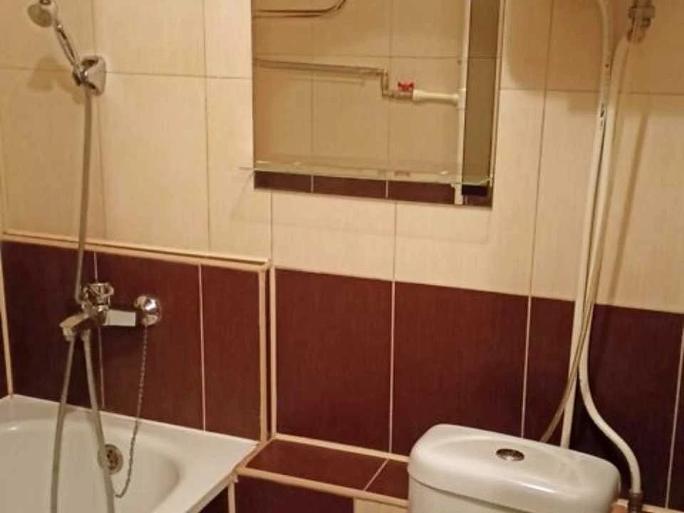 Квартира. Київ, Богатирська вул.