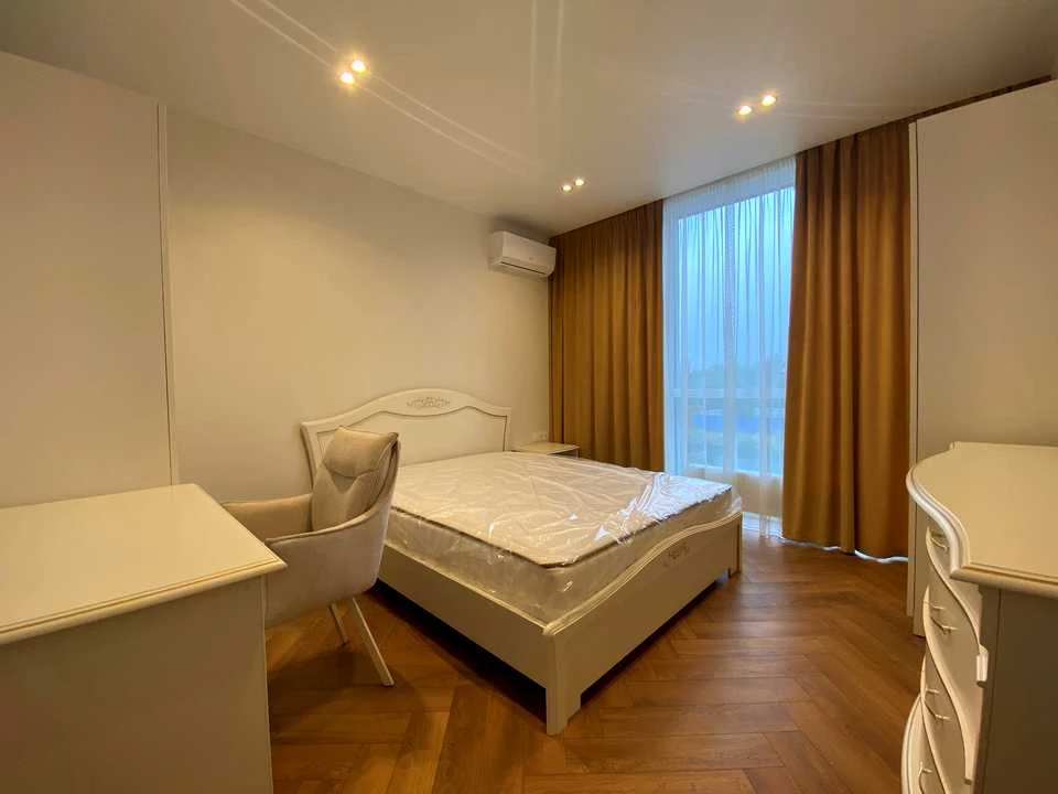 Apartment. Kyiv, Bratv Shemetiv St.