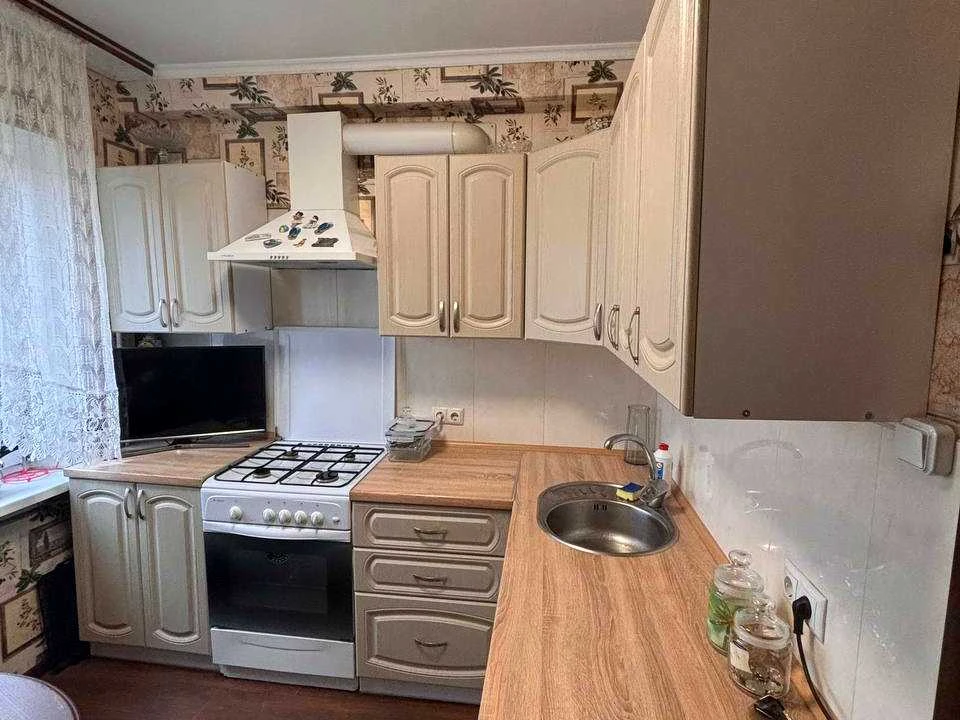 Apartment. Kyiv, Bereznyakivska St.