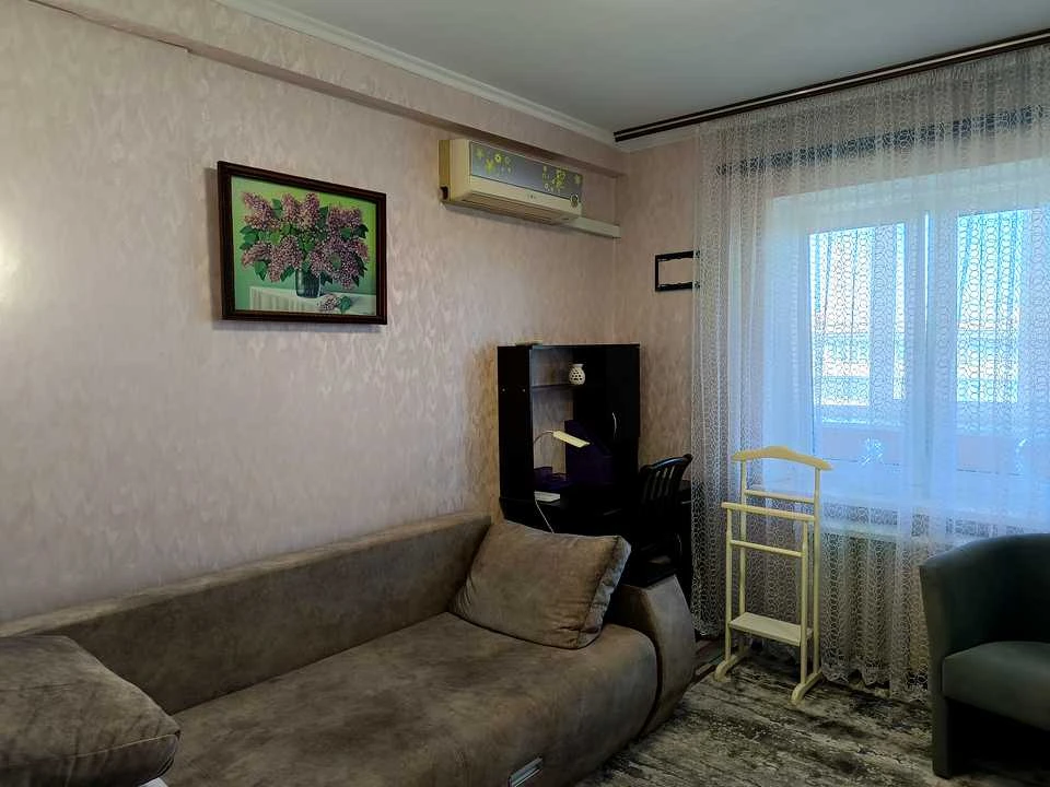 Apartment. Kyiv, Bereznyakivska St.