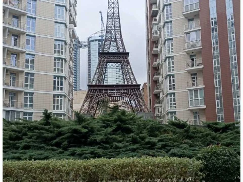 Квартира. Киев, улица Василя Тютюнника