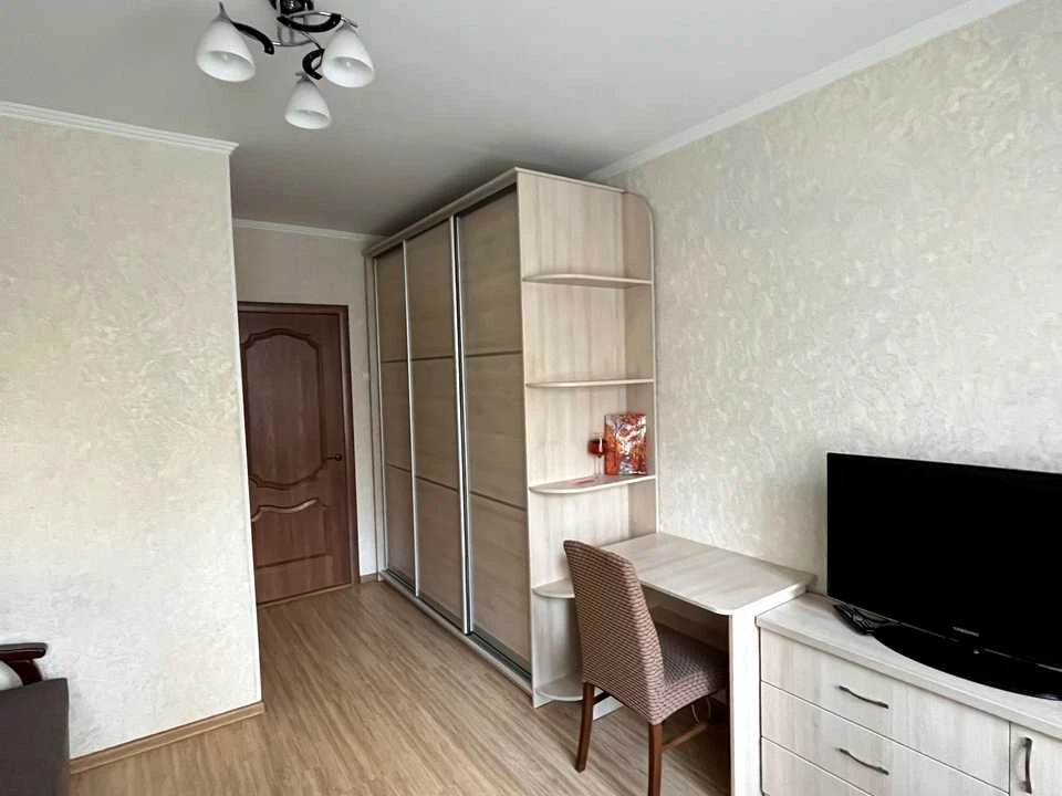 Apartment. Kyiv, Mikols'ko-Slobids'ka Street.