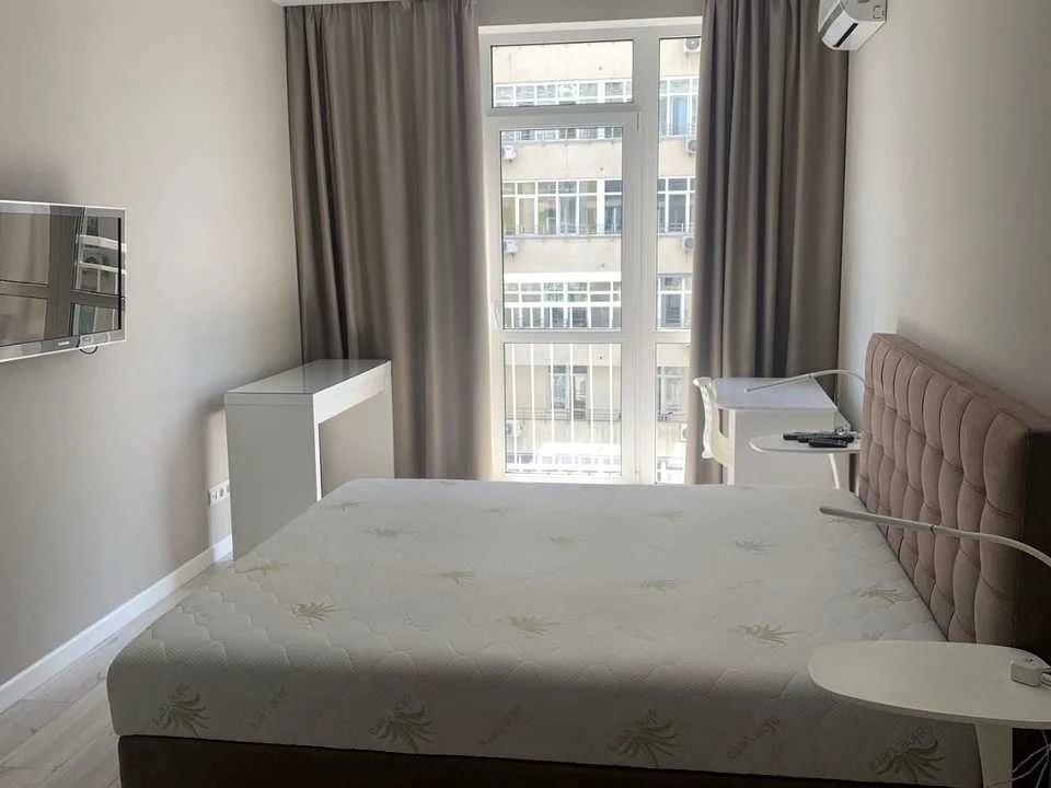 Apartment. Kyiv, Metropolitan Vasyl Lipkivsky St.