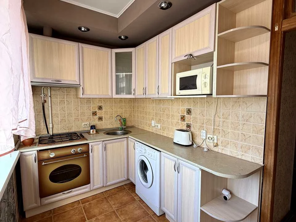 Apartment. Volodymyr Iasiuka Avenue, Kyiv