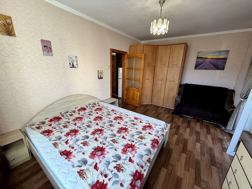 Apartment. Volodymyr Iasiuka Avenue, Kyiv
