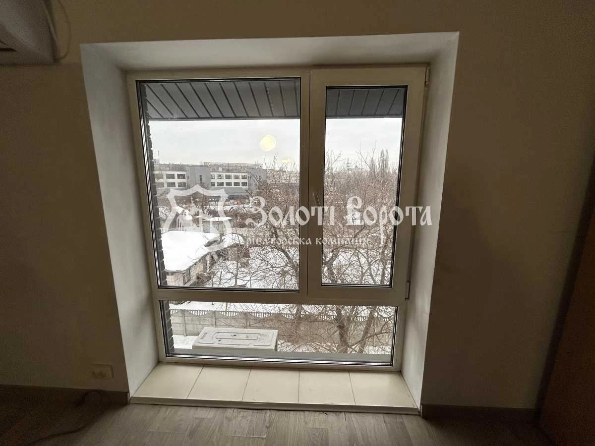 1-room apartment for sale 21.8 m², Zaliznychna St., 32