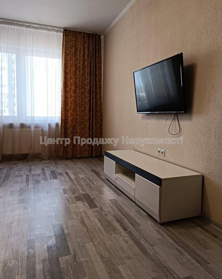 Продаж 2-кімн. квартири 63. 7 м² в ЖК Патріотика, 6/25 пов,