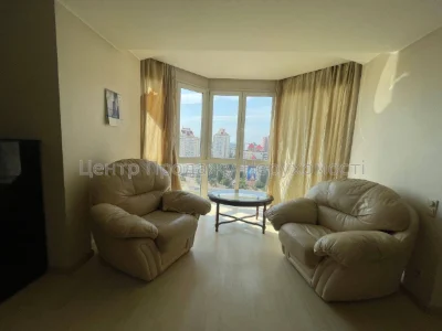 Продаж 3-кімн. квартири, 115 м², 15/19 поверх, Київ.