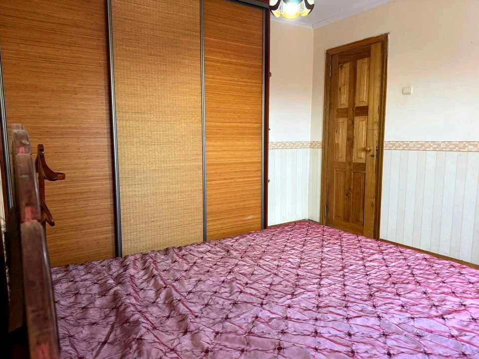 Будинок. Київ, Альпійська вул.