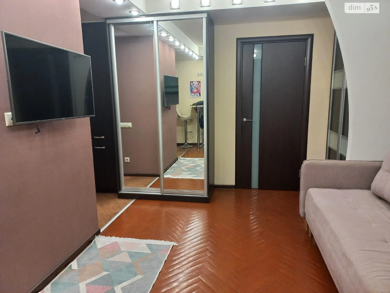 Long-Term Rental Apartment, Nivki