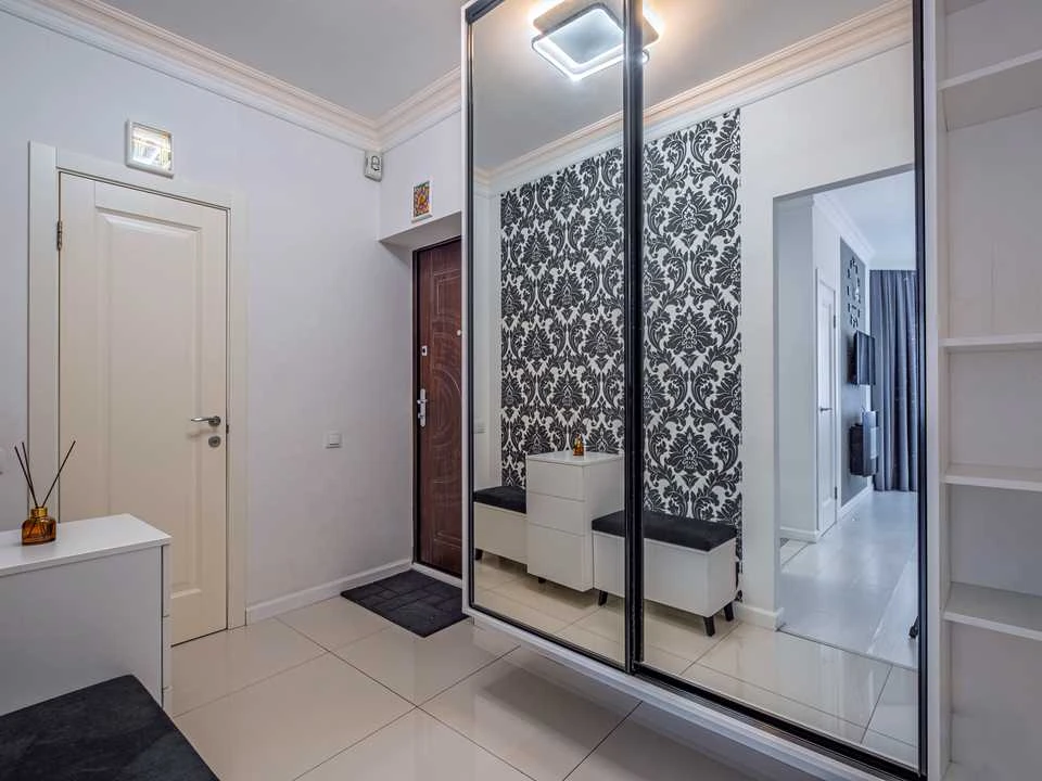 Apartment. Kyiv, Elizavety Chvadar St.