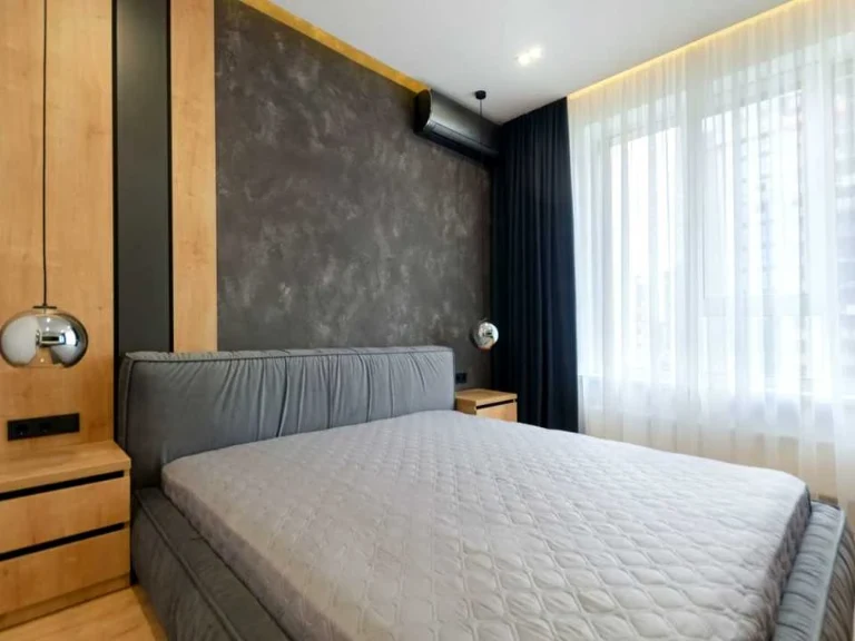 Apartment. Kyiv, Sapernoye Pole St.