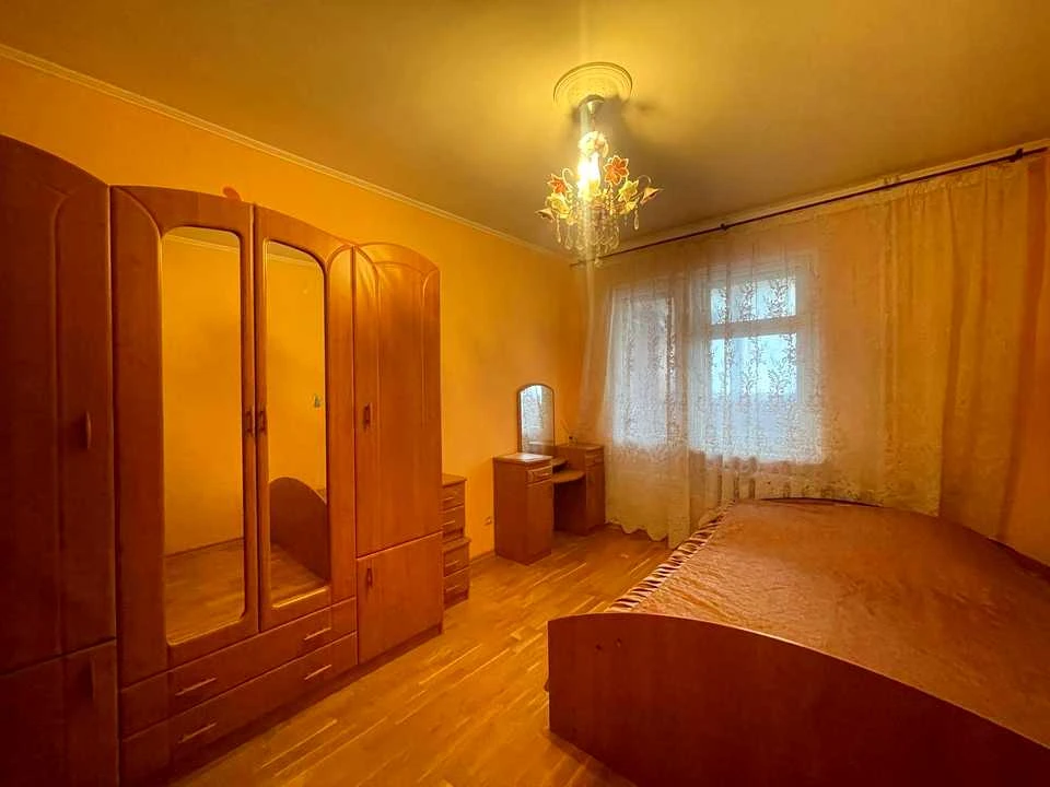 Квартира. Київ, Рахманінова вул.