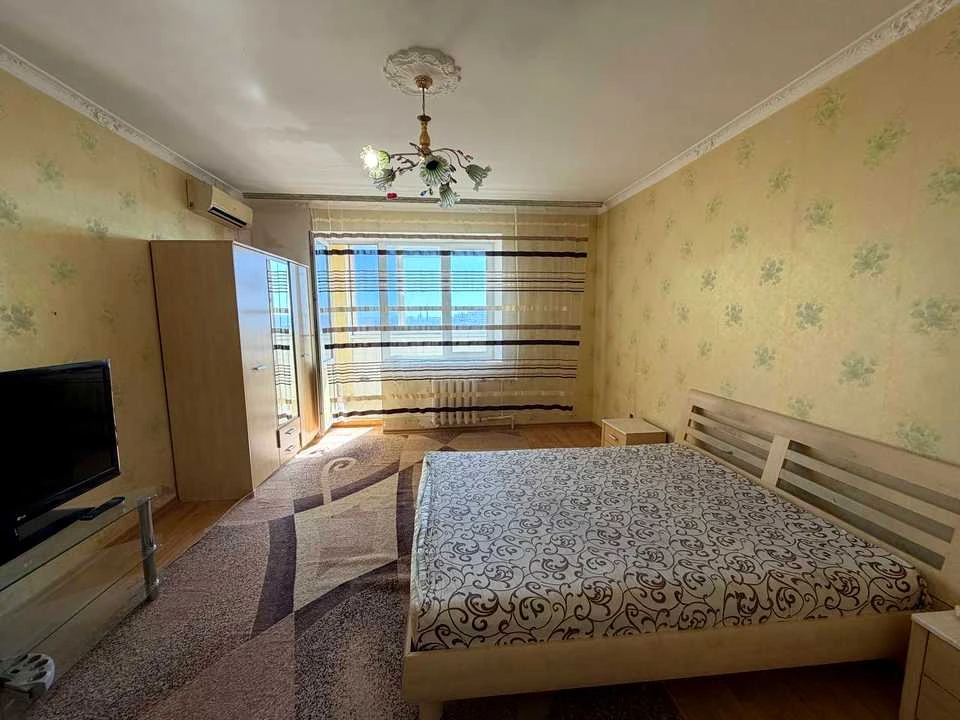 Квартира. Одеса, Тополина вул.