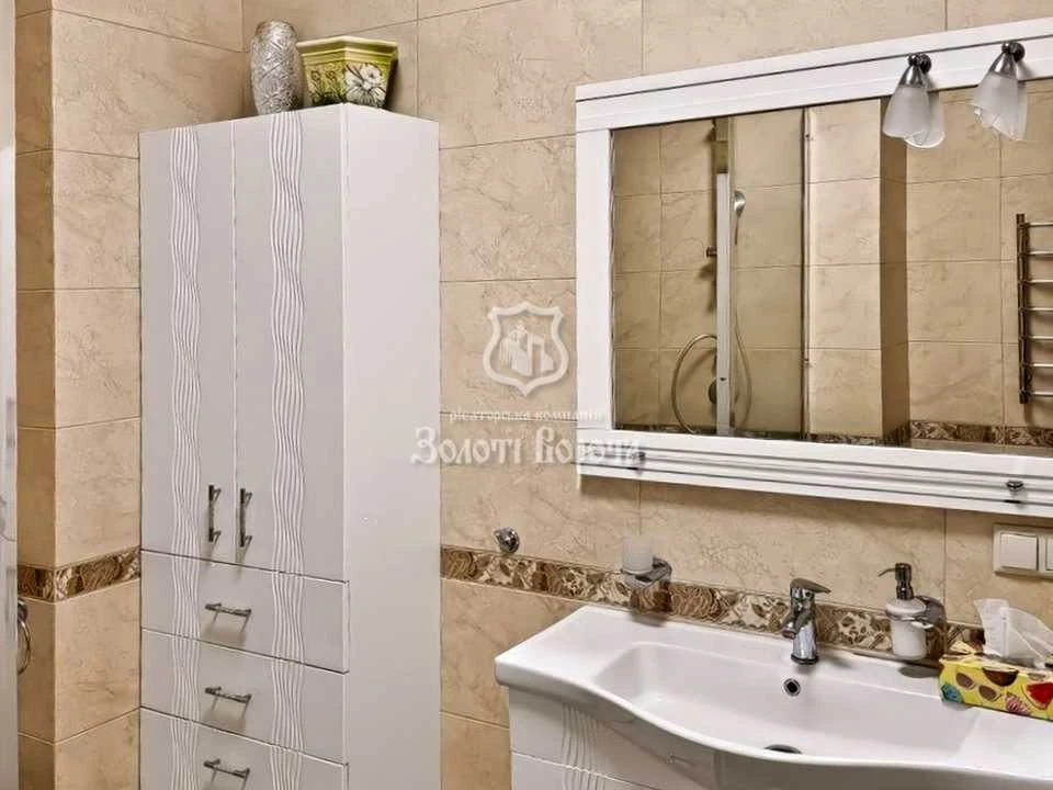 Квартира. Київ, Звіринецька вул.
