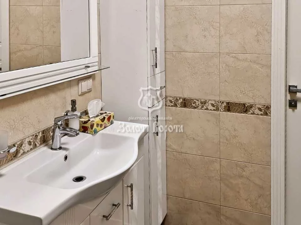 Квартира. Київ, Звіринецька вул.