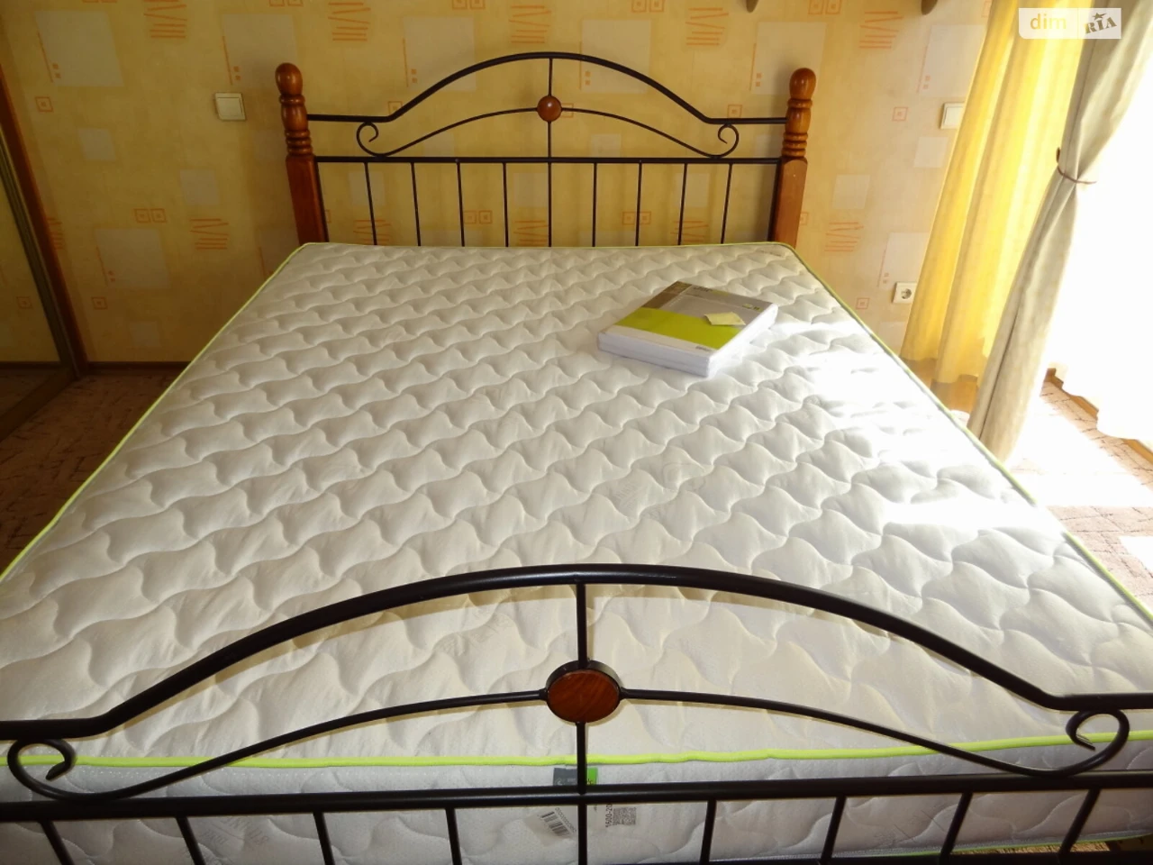 Long-Term Rent, Solnatska Slobidka Apartment