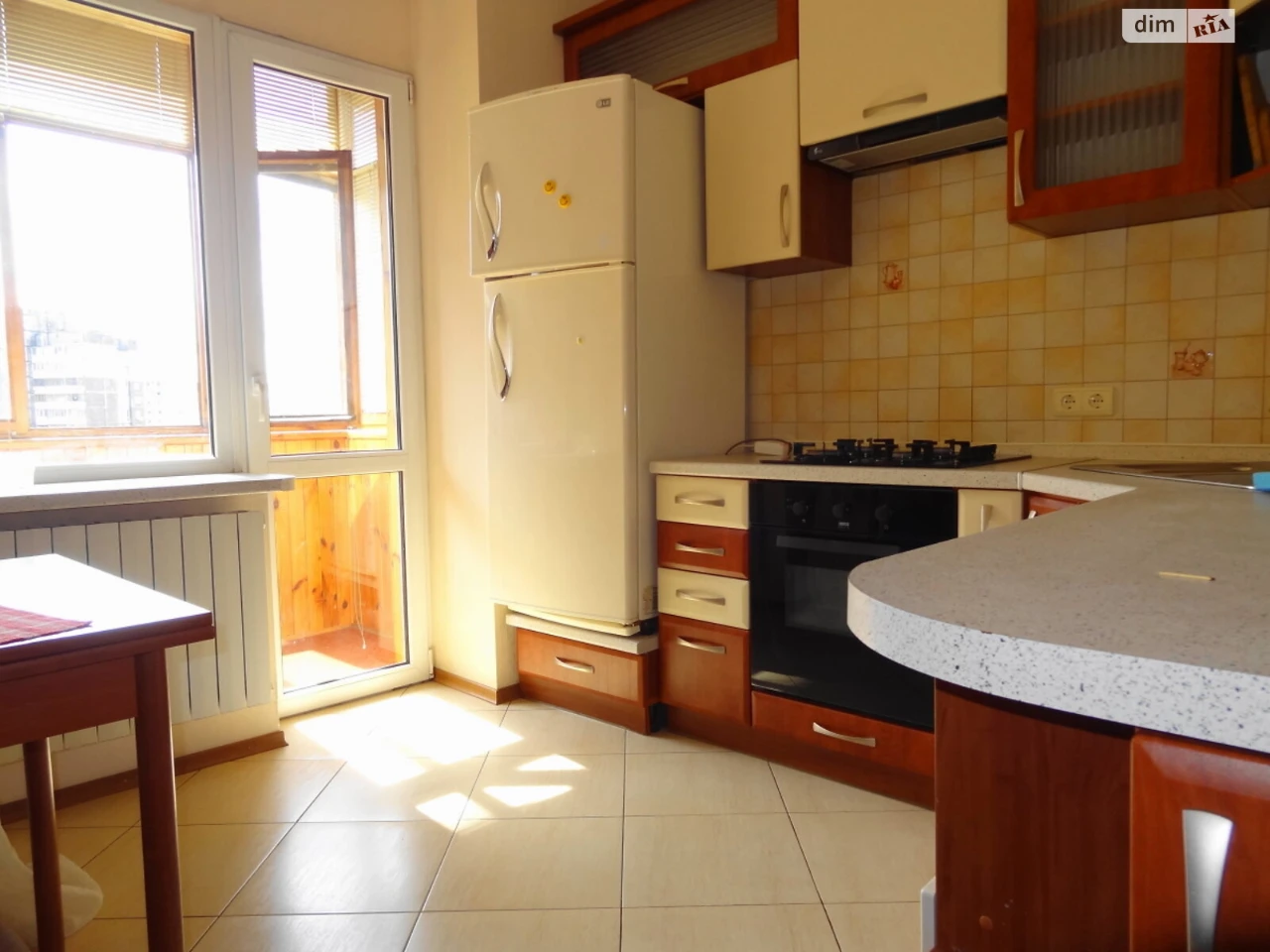 Long-Term Rent, Solnatska Slobidka Apartment
