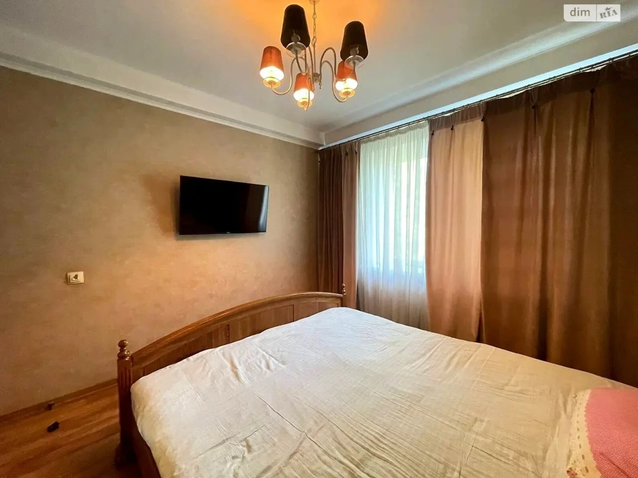Long-Term Rent, Peretravneve District Apartment