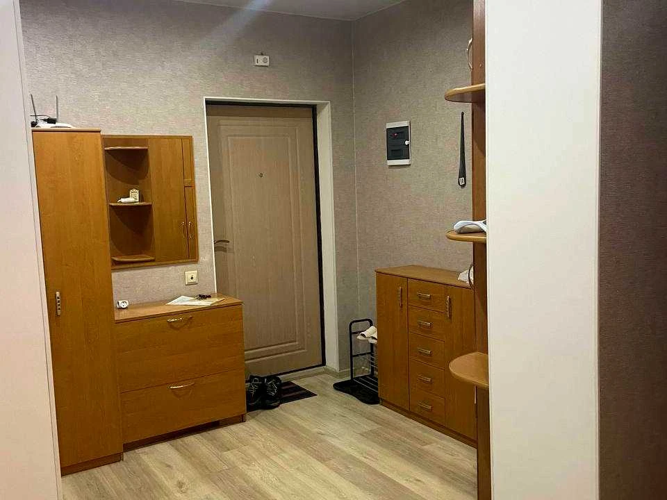 Квартира. Київ, Драгоманова вул.