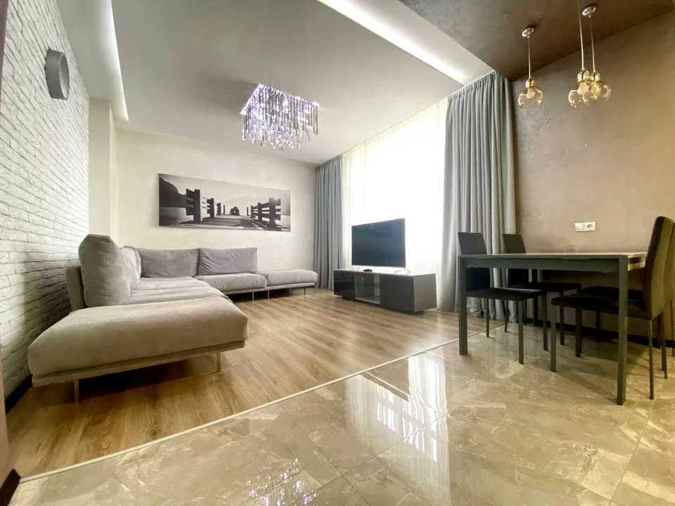 Apartment. Kyiv, Hlibochyska St.