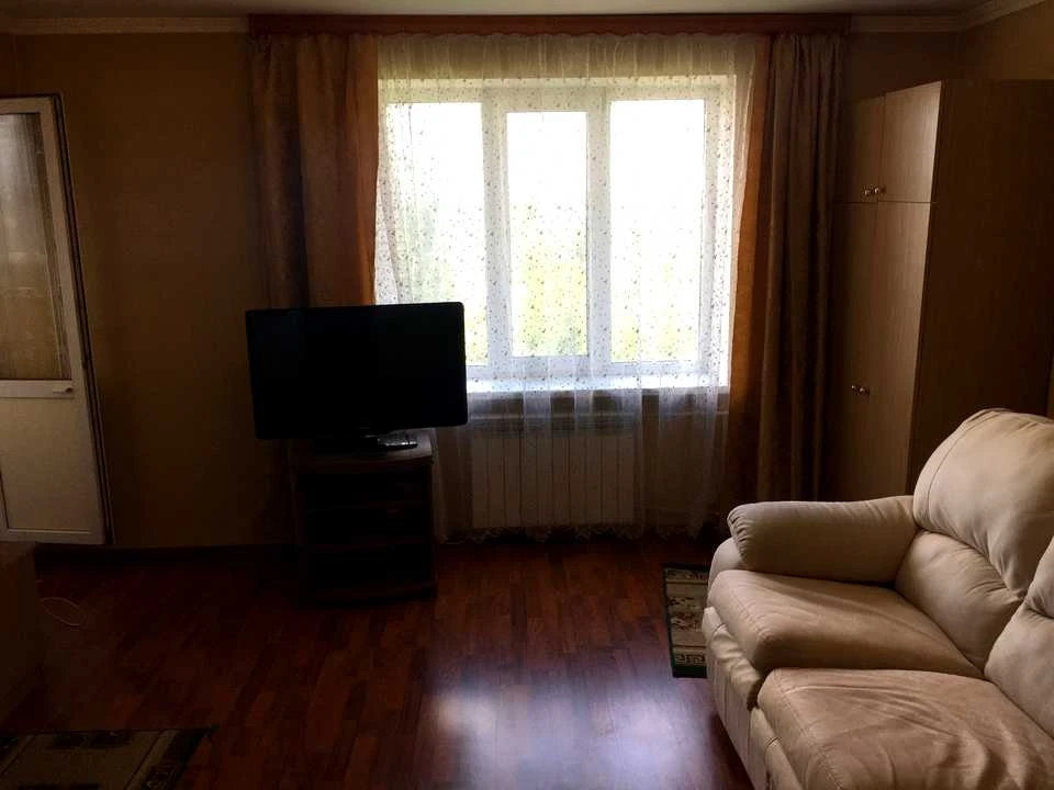 Квартира. Киев, Новопольова ул.